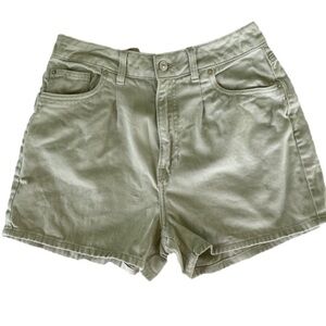 DIVIDED H&M Shorts Celery Green Women’s 8